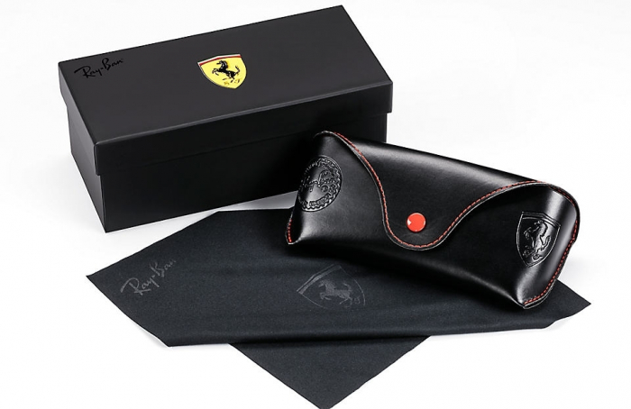 Очки Ray Ban Scuderia Ferrari Collection RB 4195M F602/H2